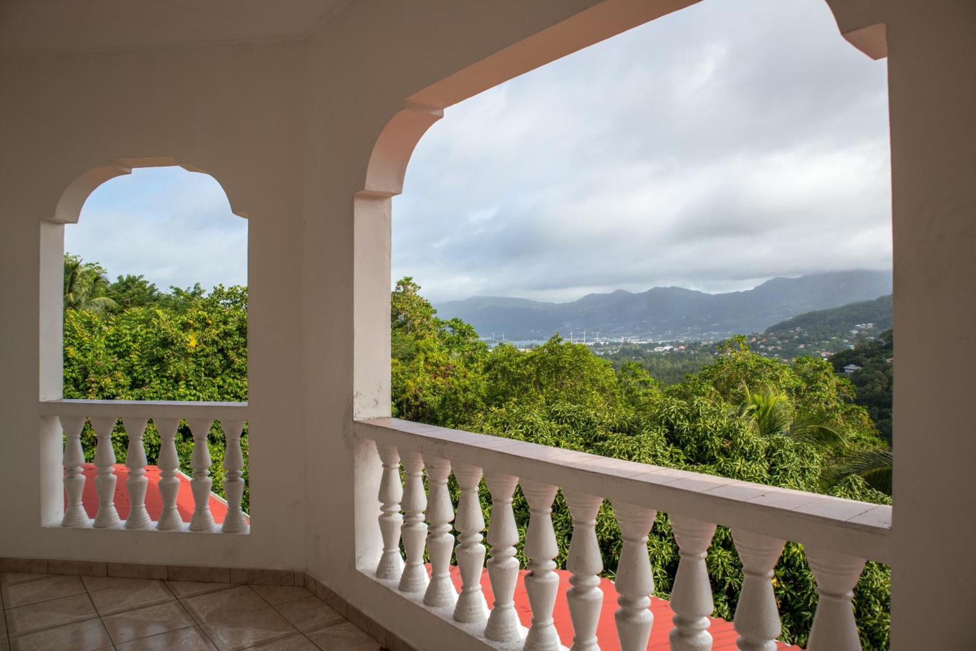 Mountain Anse Etoile